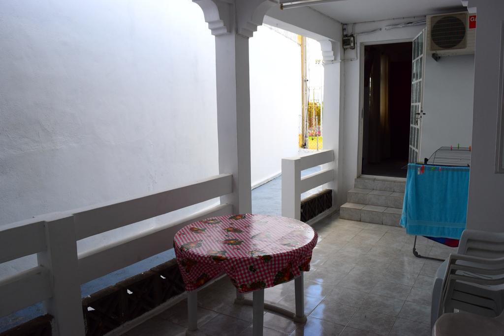 Mauri Holidays 'Budgeted Apartment' La Gaulette Room photo